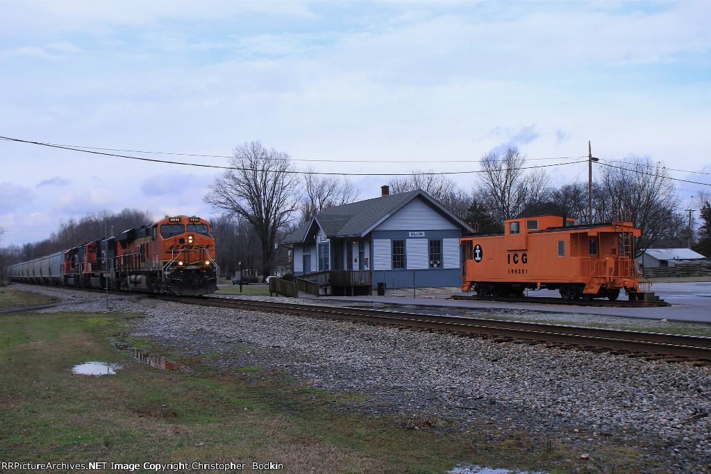 BNSF 6935